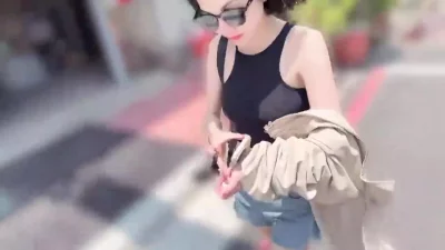 重感冒需要人照顧直接去把男人載到家裡愛愛  反差女友第八部